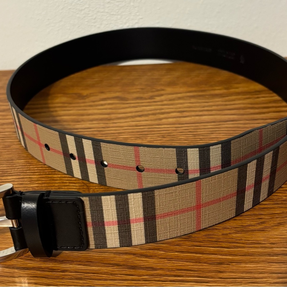 Burberry Beige and Black Checkered Belt